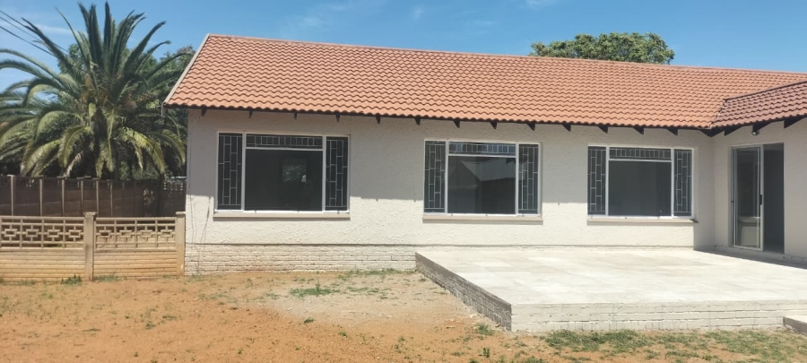 4 Bedroom Property for Sale in Fichardt Park Free State